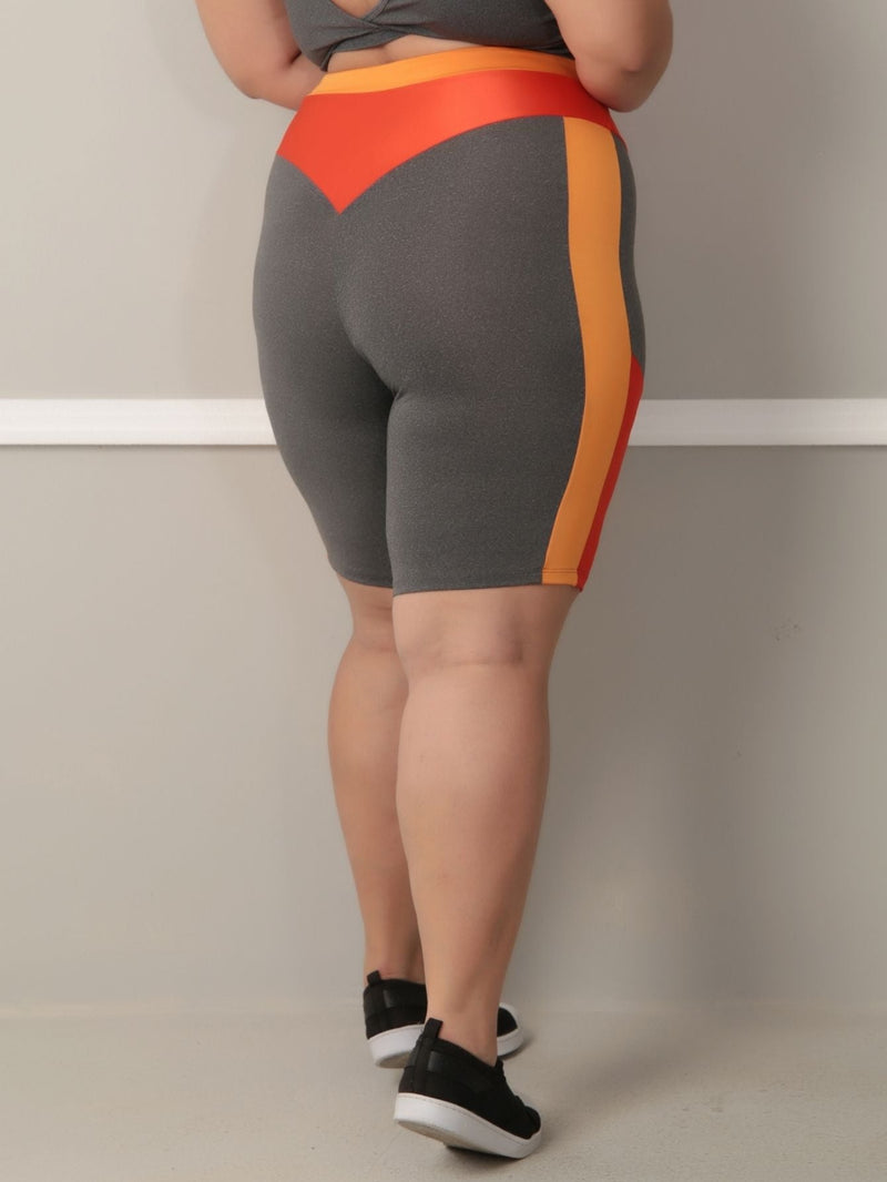 Bermuda Fitness Detalhe Em Trilobal Plus Size