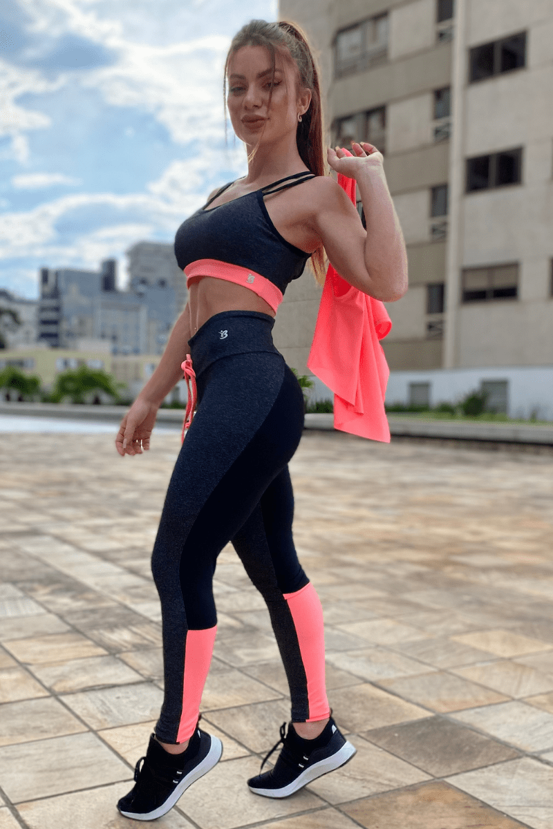 Conjunto de Ropa Fitness para un Estilo Chic y Comodidad Total