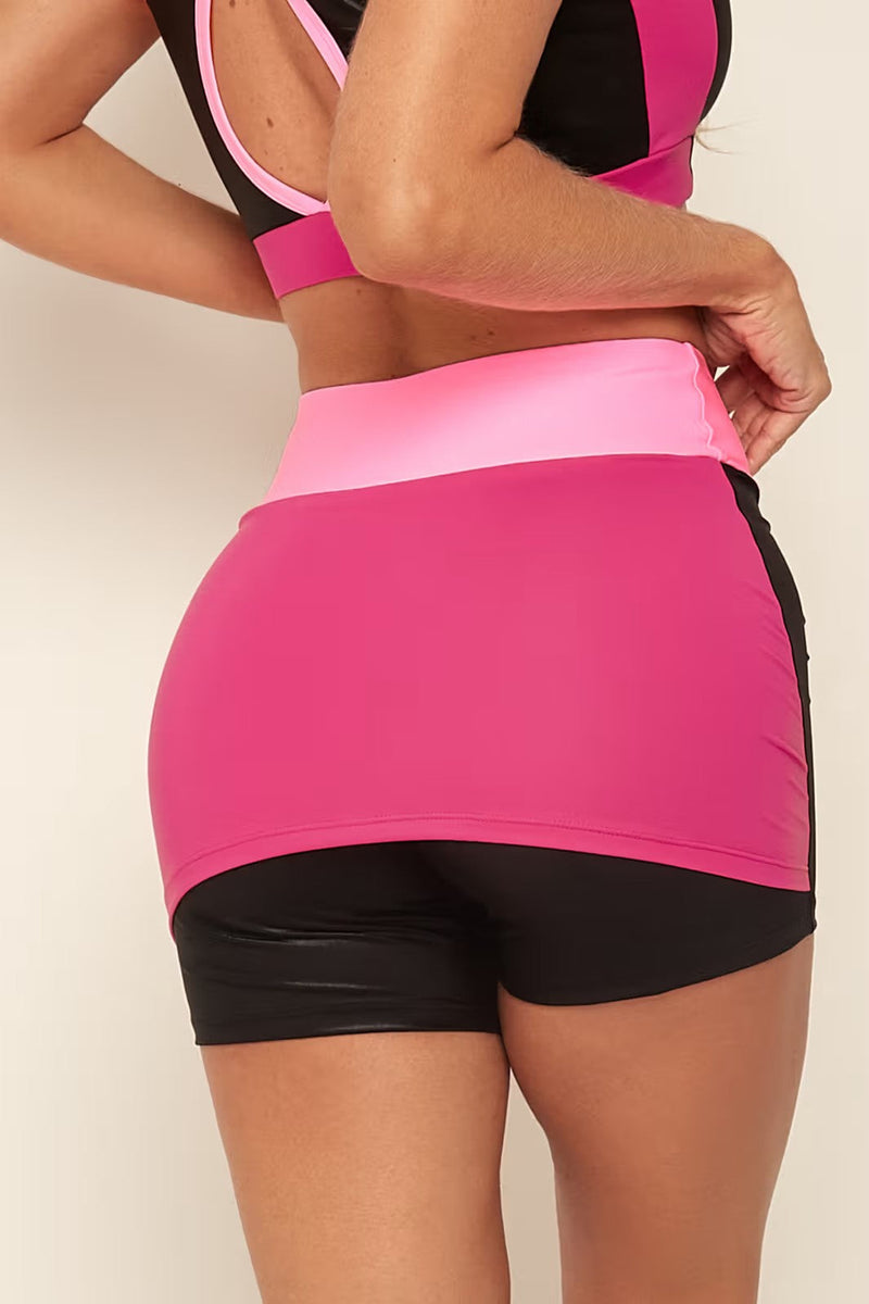 Conjunto Fitness Elláda Rosa: Top Elegante e Shorts Saia Confortáveis