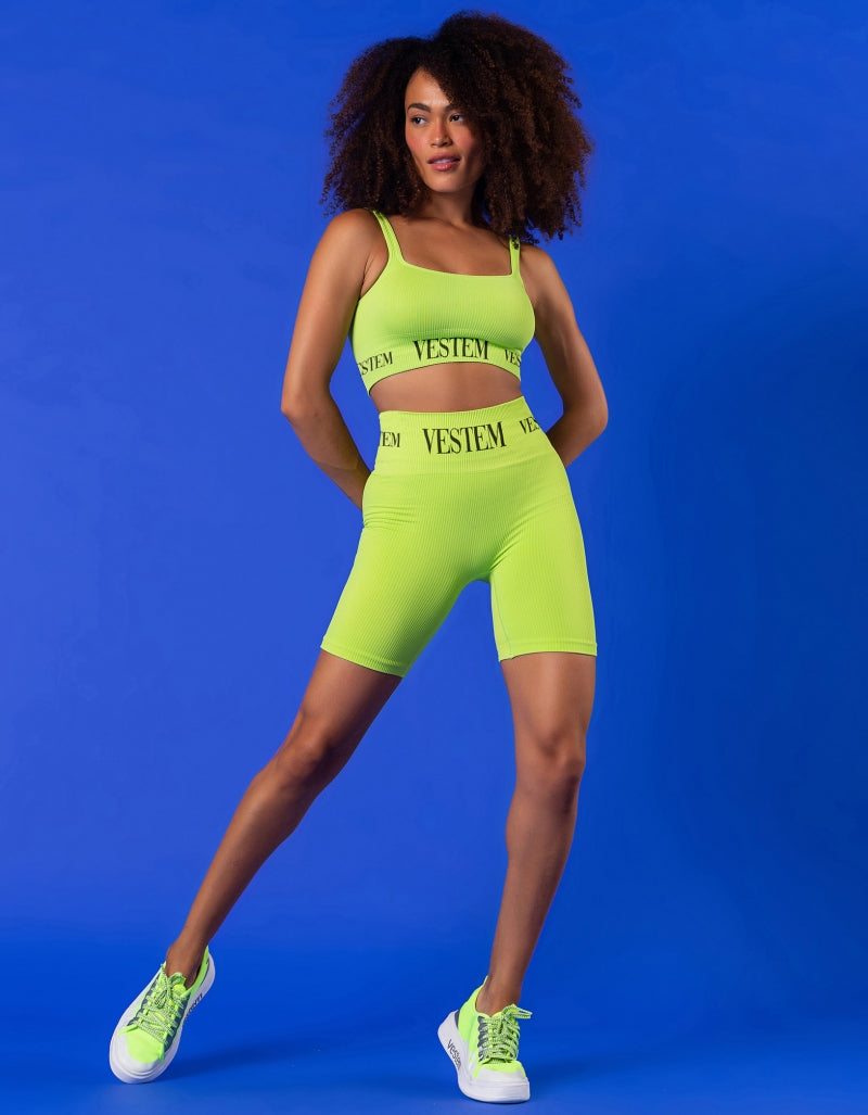 Conjunto Fitness Neon Verde Berbere: Top Estiloso + Calça ou Shorts Confortáveis